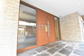 【エントランス】 | オートロック完備