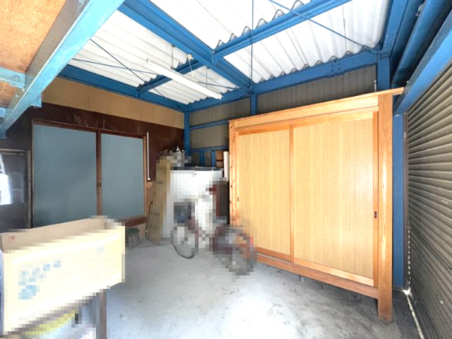 高島市新旭町深溝中古倉庫の内装