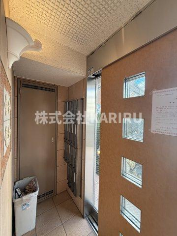 グラージュ小路のエントランス