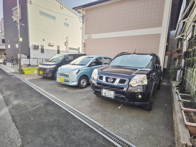 パセオ御堂町の駐車場