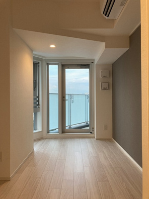 【居間・リビング】 | バウスフラッツ品川キャナルサイド | ※写真は同タイプ住戸です。