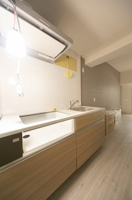 【キッチン】 | ＬＵＭＩＣＩＴＹ月島（ルミシティ月島） | ※写真は同タイプ住戸です。