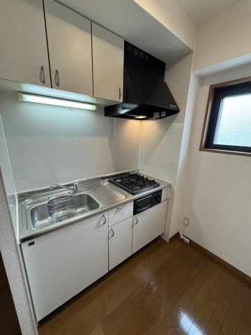 グランデージ中央町のキッチン