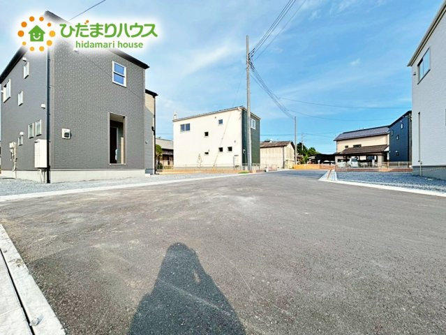 【前面道路含む現地写真】 | 笠間駅前1期　新築戸建　6号棟 | 角地で日当たり良好(^^)/