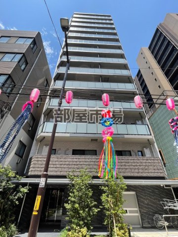 クレストコート上野の外観