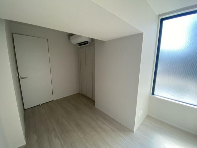 クレストコート上野の寝室