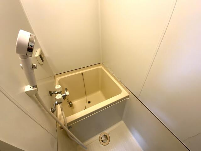 風呂トイレ別