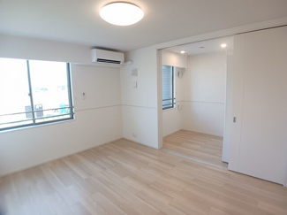 【居間・リビング】 | スプリングガーデン