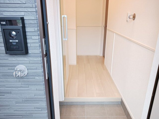 【玄関】 | 小張プレイスⅠ | きれいな玄関です