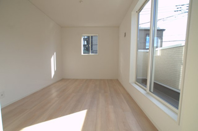 【洋室】 | 綾瀬市上土棚北3丁目 新築戸建て 全3棟【仲介手数料無料】 | 2階　洋室1