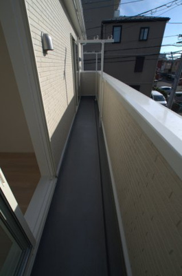 【バルコニー】 | 綾瀬市上土棚北3丁目 新築戸建て 全3棟【仲介手数料無料】