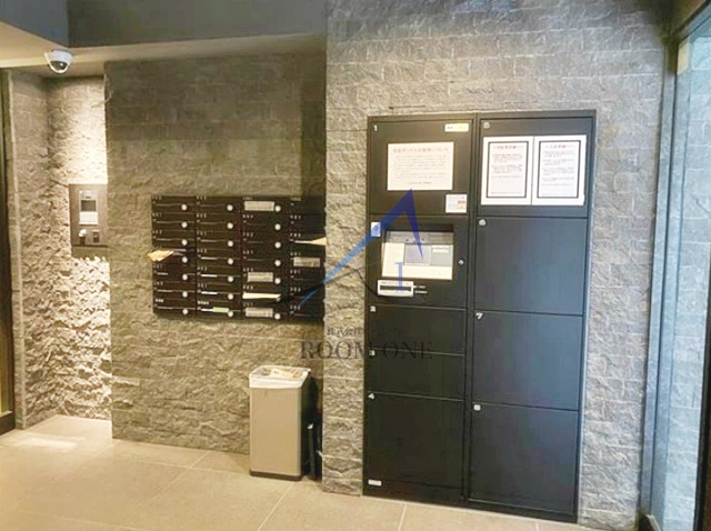 ＬＵＭＥＥＤ大島のその他共用部分|集合ポストと宅配ボックスです。