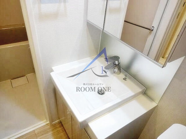 ＬＵＭＥＥＤ大島の洗面所|独立洗面台です。