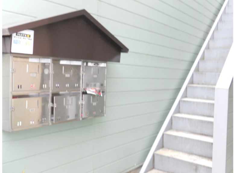 新日コーポ　南向き　ロフト付き　学生おすすめのエントランス