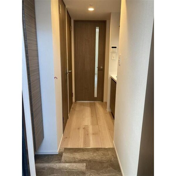 CREST TAPP金山　名古屋市賃貸　仲介手数料無料の玄関