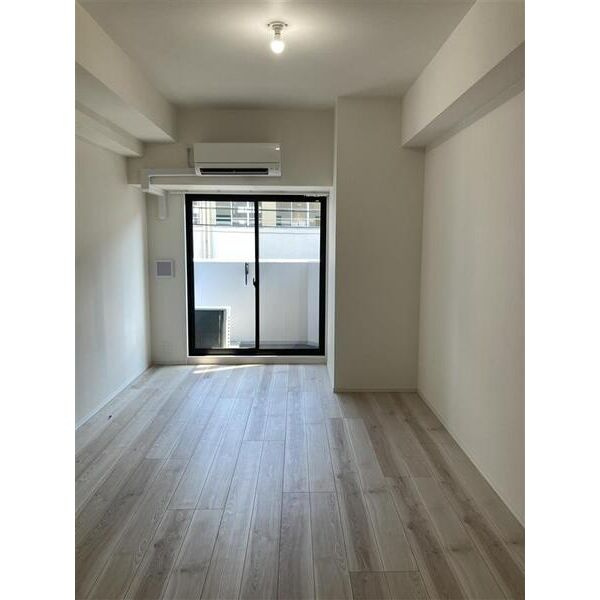 CREST TAPP金山　名古屋市賃貸　仲介手数料無料の居間・リビング