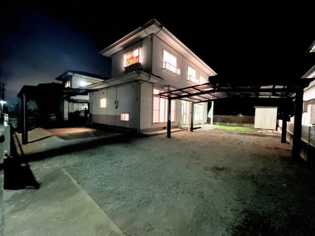 亘理郡亘理町吉田字上塚　中古住宅