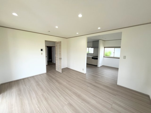 亘理郡亘理町吉田字上塚　中古住宅のキッチン