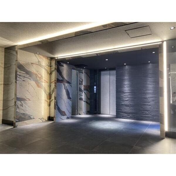 CREST TAPP金山　名古屋市賃貸　仲介手数料無料のエントランス