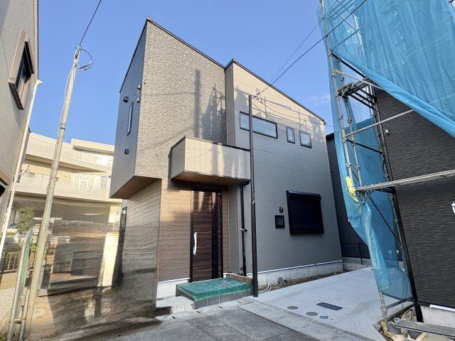 ２路線利用可能　開放感　設備充実　～笹下　新築戸建～