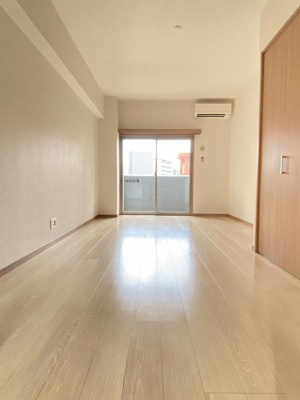 【居間・リビング】 | ロイヤルコンフォート渡辺通