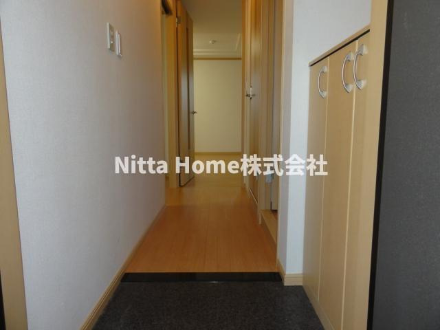 ラピュタの玄関|広いスペースの玄関です(^O^)