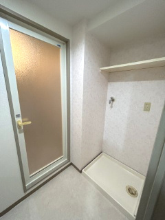 【ランドリースペース】 | ライオンズガーデン横浜蒔田 | 防水パン