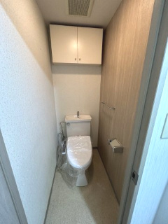 【トイレ】 | ライオンズガーデン横浜蒔田 | 温水洗浄便座付きトイレ