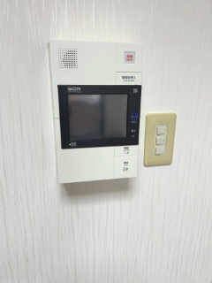 【セキュリティ】 | ライオンズガーデン横浜蒔田 | お顔が見えるので安心して来客対応ができますね。