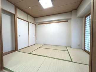 【和室】 | ライオンズガーデン横浜蒔田 | リビング横の和室は畳の香りや障子を通して入る光が心を落ち着かせてくれるリラックス効果があります。