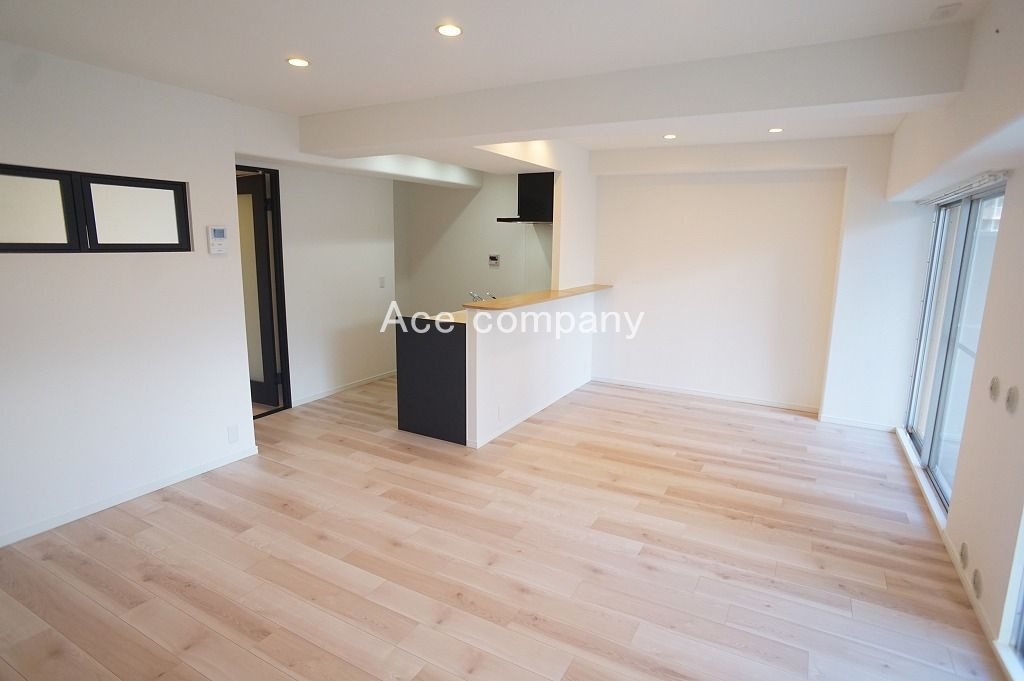 【居間・リビング】の画像