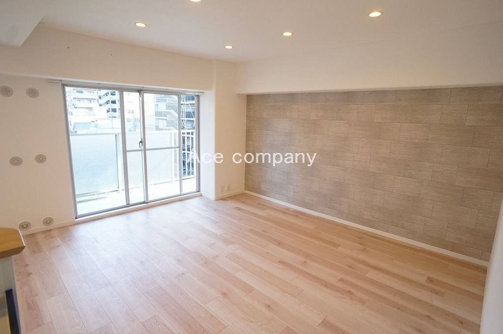 【居間・リビング】の画像