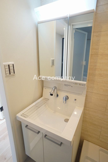 【独立洗面台】 | シャルム小阪壱番館 | 洗面台新調です☆