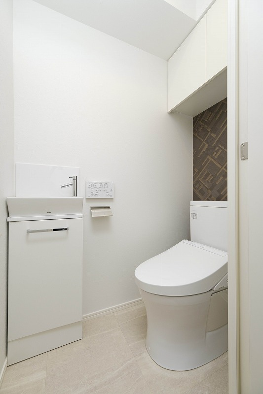 新品家具付きマンション築港本町20(KaGood福岡)のトイレ