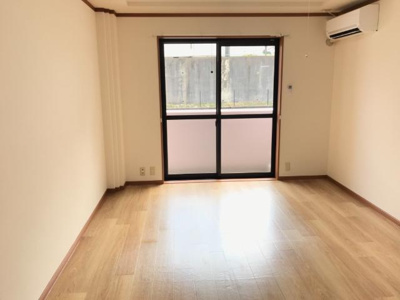 【展望】 | グランシャリオ一色 | 洋室