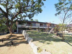 高石市羽衣２丁目のハイツ