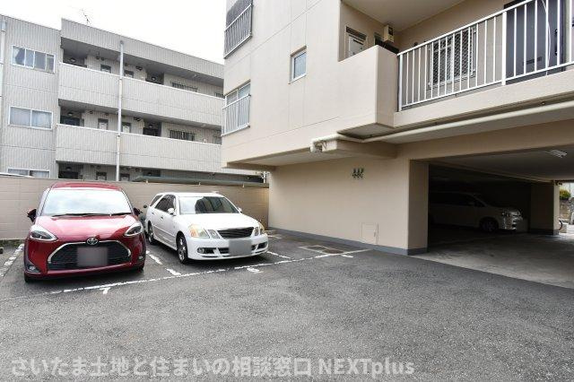エンゼルハイム浦和花月の駐車場|■お客様との会話を大切にし、一人ひとりにあった資金計画やプランをご提案致します。「家を買って終わり」ではなく、「買ってからがスタート」と考え、ご提案します。ローンのご相談は私たちにお任せ下さい。