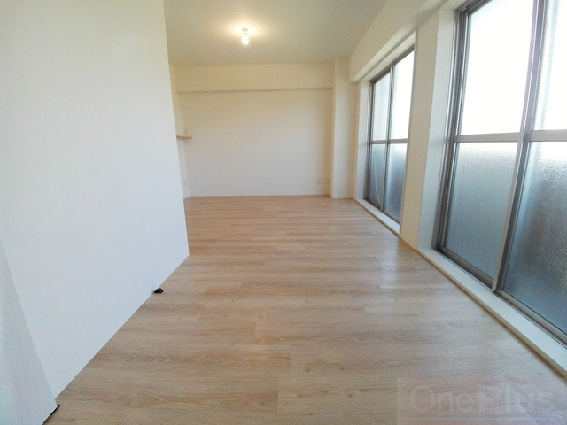 エルパラッツォ記田の居間・リビング