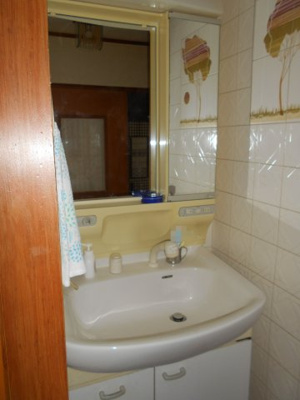 【洗面所】 | 甘楽郡甘楽町中古住宅（事務所併用）