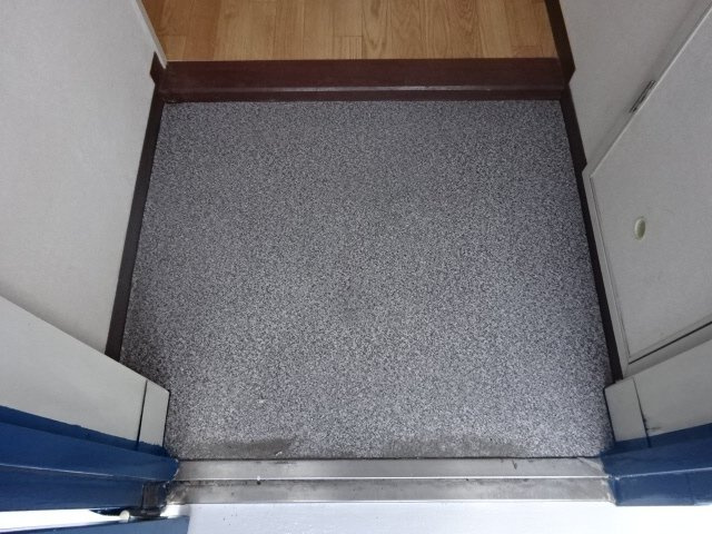 ミクロハイムの玄関