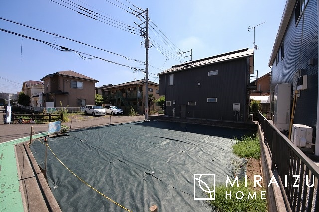 【外観】 | プライバシー性と開放感を高める住環境。陽当たりの良い開かれたロケーションを活かし、心地よい暮らしをプランニング