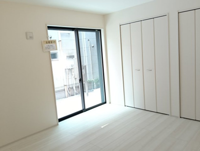 【洋室】 | 鶴見区朝日町2丁目 | ゆったりした洋室です