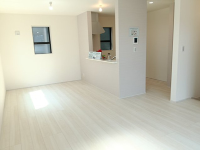 【居間・リビング】 | 鶴見区朝日町2丁目 | おしゃれな居間です