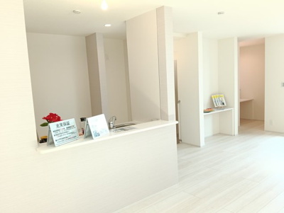 【居間・リビング】 | 鶴見区朝日町2丁目 | 居間です