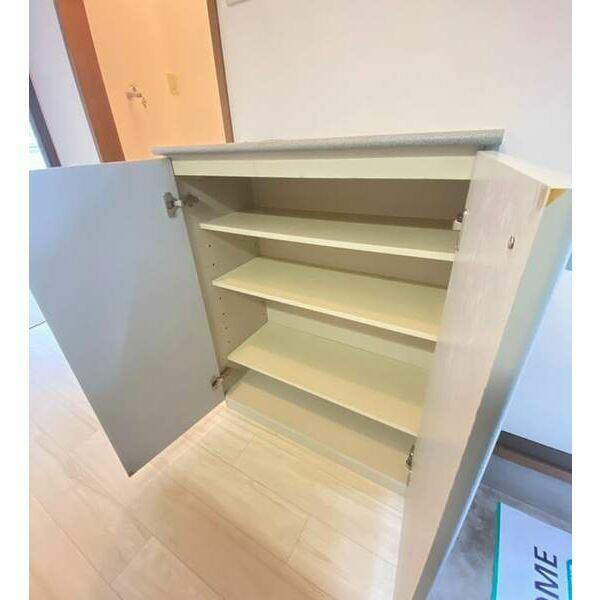 靴箱