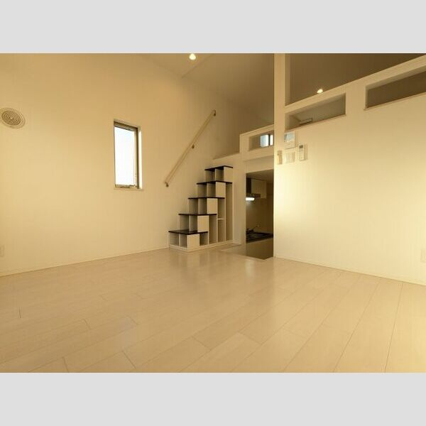 ハーモニーテラス寺崎町Ⅱ　名古屋市賃貸　仲介手数料無料の居間・リビング