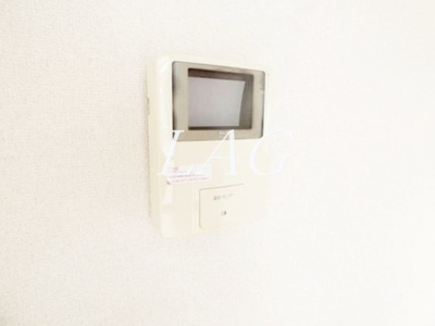 【セキュリティ】 | ドエル・ウッズ | モニター付きインターフォンです。