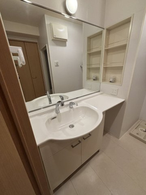 【独立洗面台】 | シュトラルヴェヌス