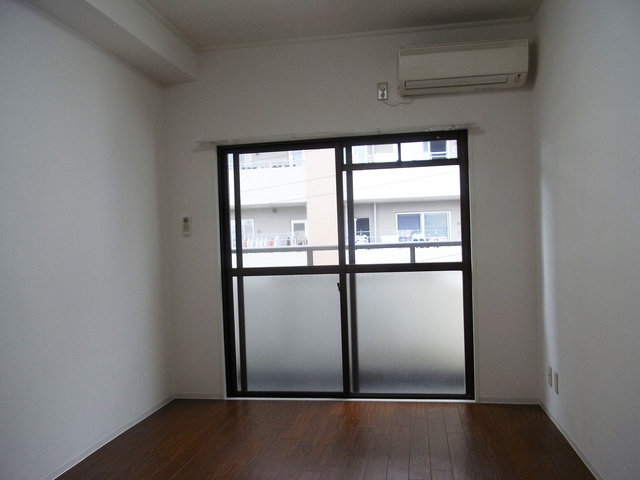 グランドール御影の居間・リビング