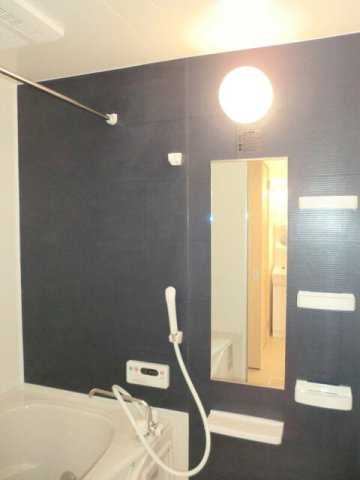 パークヴェルデアＡの浴室